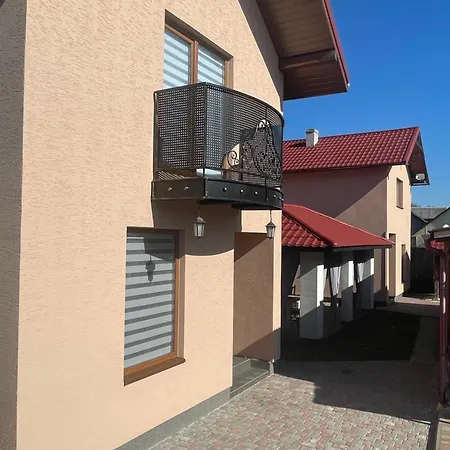 Azaliya Casa vacanze Lazeshchyna